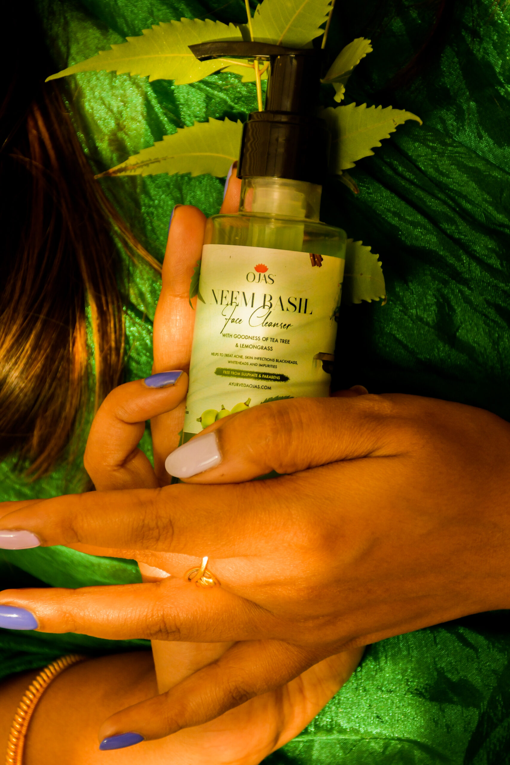 Ojas Neem Basic Face Cleanser (250 ML) - Image 2