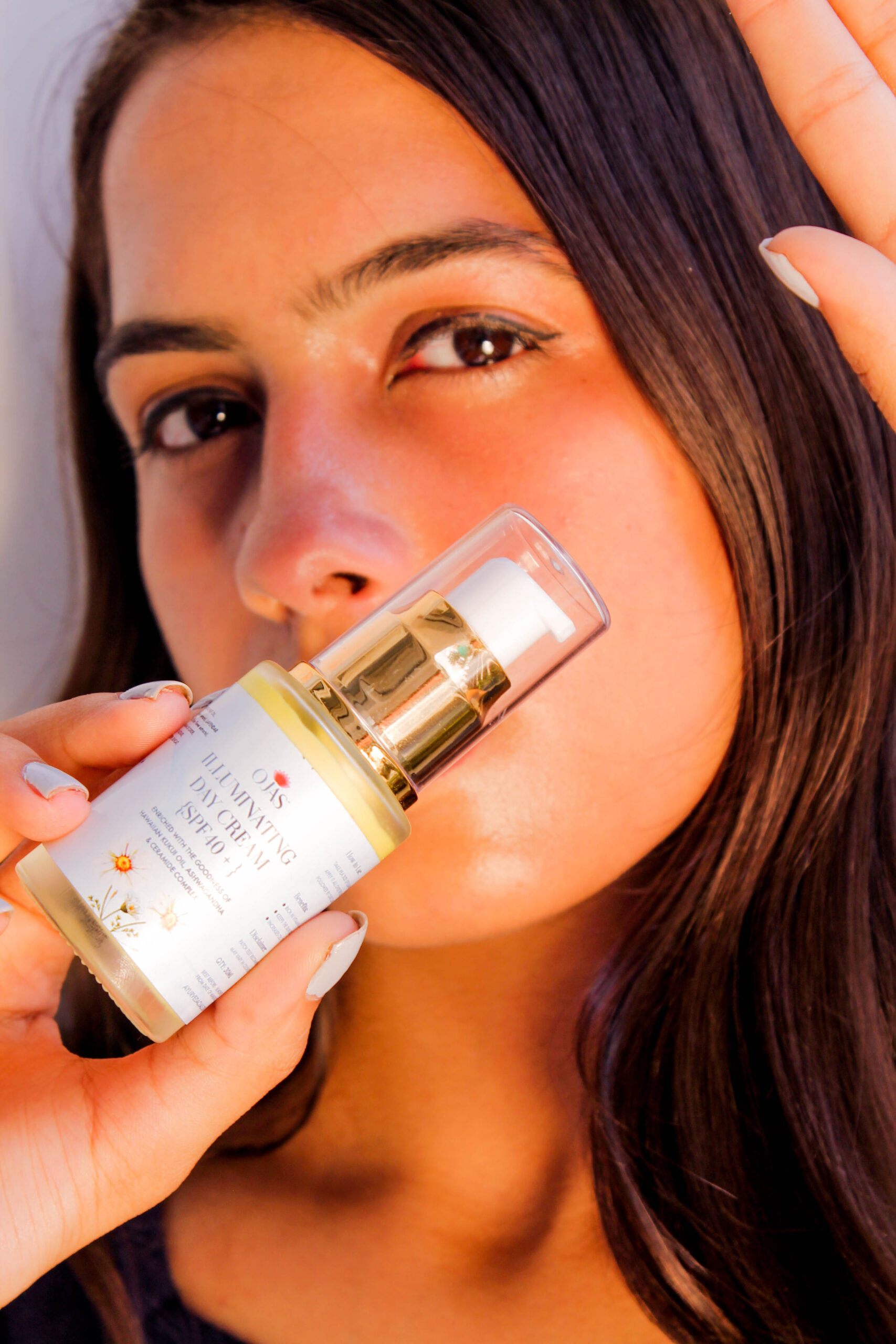 Illuminating Day Cream with spf 40+ (30 Gms) - Image 3