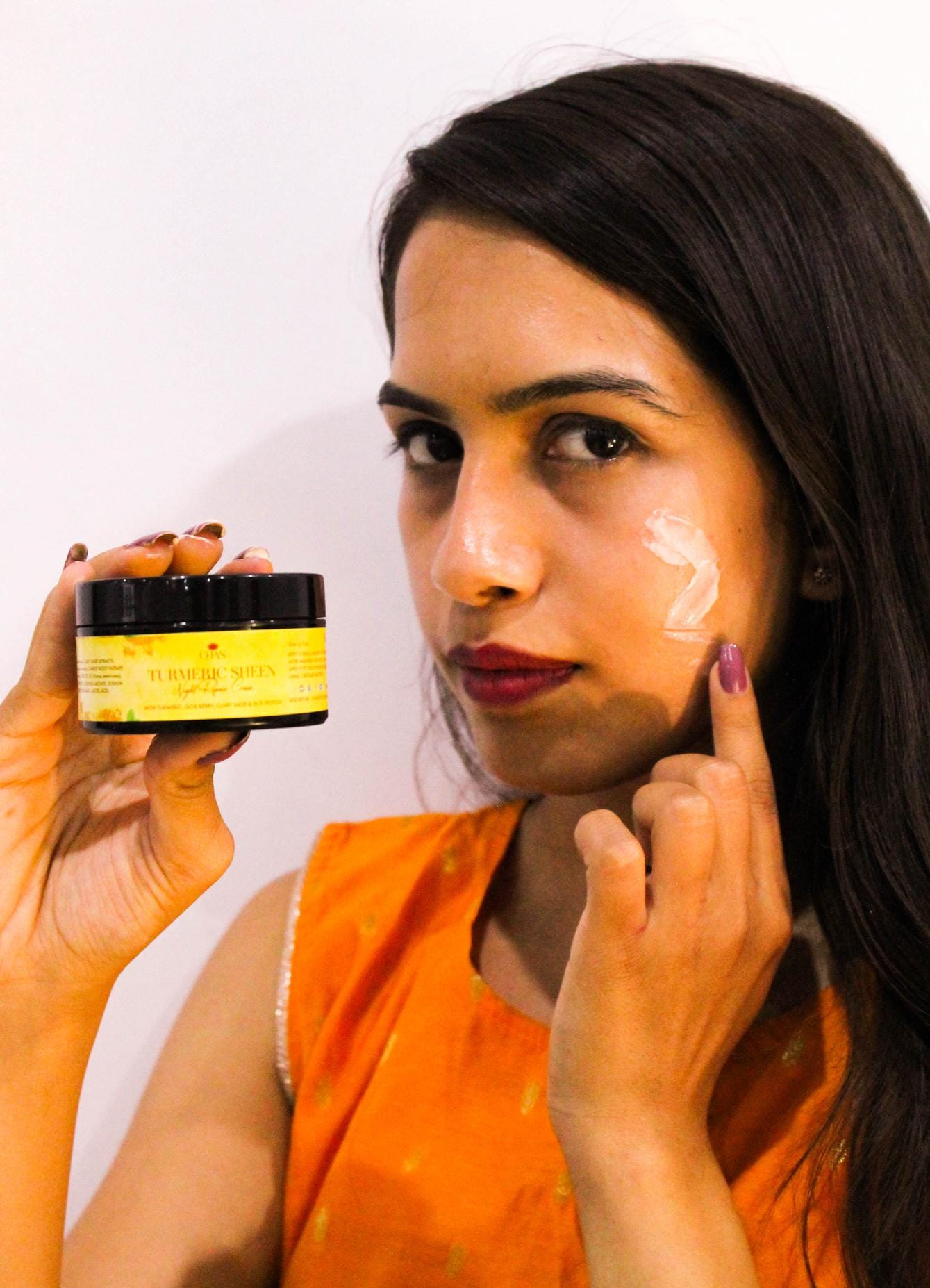 Ojas Turmeric Sheen Night Repair Cream(50Gms) - Image 3